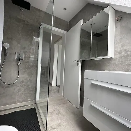 Appartamento New Construction Attic Amenities *